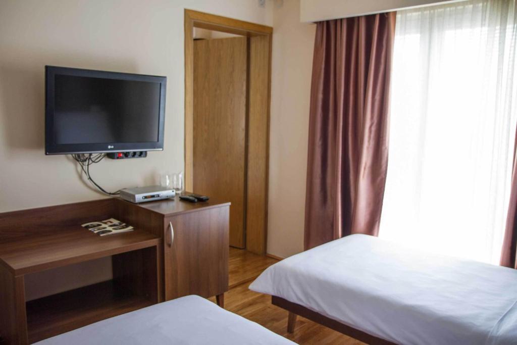Hotel M Podgorica Szoba fotó